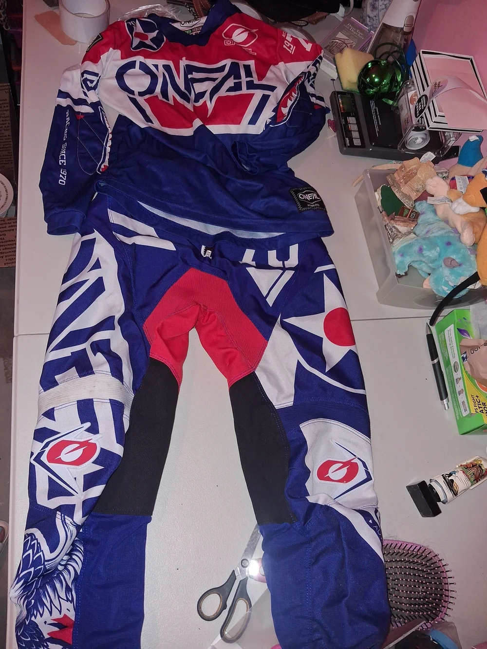 O'Neill Kids Matching Set in Blue, Red, White. Medium 8-10 Pants